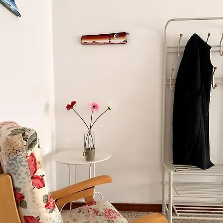 Apartment Bright And Cosy Flat Near Large Park - Free Parking Spaces Nearby / Appreciated By Guests / Excellent Location *