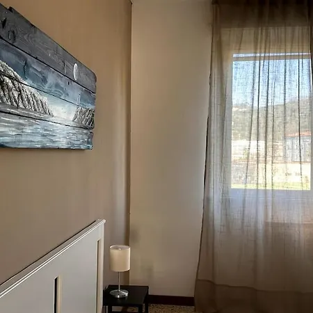 Apartment Bright And Cosy Flat Near Large Park - Free Parking Spaces Nearby / Appreciated By Guests / Excellent Location La Spezia
