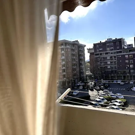 Bright And Cosy Flat Near Large Park - Free Parking Spaces Nearby / Appreciated By Guests / Excellent Location Apartment