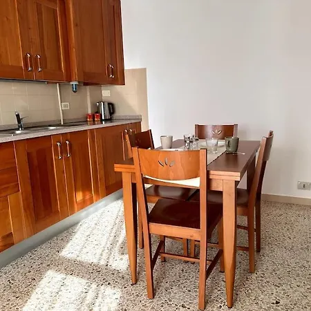 Apartment Bright And Cosy Flat Near Large Park - Free Parking Spaces Nearby / Appreciated By Guests / Excellent Location La Spezia
